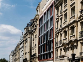 MERCURE PARIS 17 BATIGNOLLES