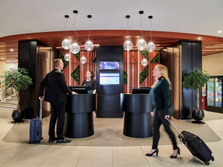 MERCURE PARIS LA DEFENSE