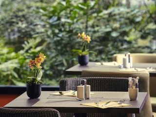MERCURE PARIS TOUR EIFFEL GRENELLE
