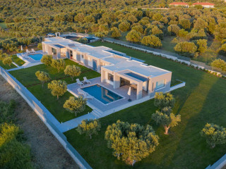 Merelia Luxury Villas