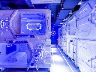 MET A SPACE POD @ ARAB STREET