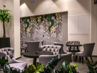 Metropole Urban Hotel