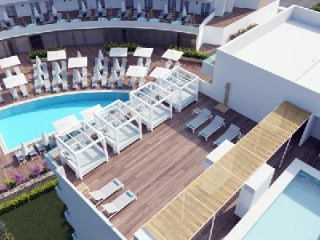 Metropolitan Juka Playa Aparthotel