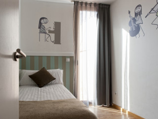 MH Apartments Gracia