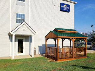 Microtel Inn & Suites by Wyndham London