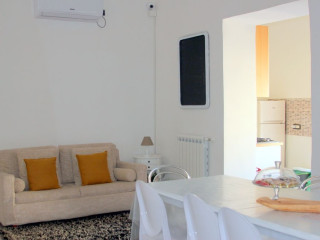 MIMI BED & BREAKFAST