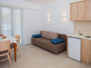 MINOS APARTHOTEL