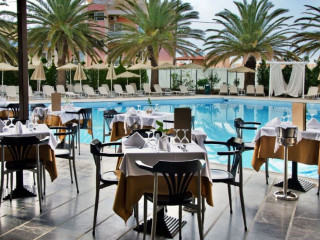 MINOS HOTEL
