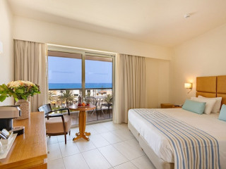 MINOS HOTEL