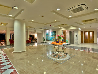 Anassa Studios