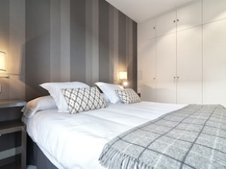 MIT HOUSE OLAVIDE EN MADRID