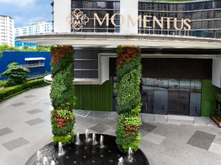 Momentus Hotel Alexandra