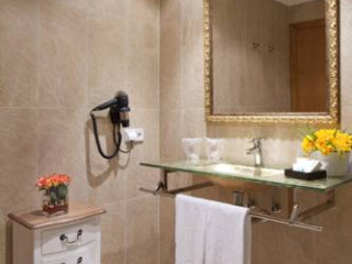Mon Port Hotel & Spa