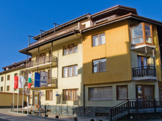 Mont Blanc ApartHotel