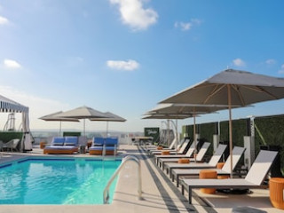 MONTROSE AT BEVERLY HILLS