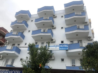 MOONLIGHT HOTEL