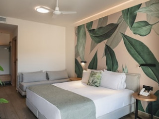 MOSSA WELL BEING HOTEL