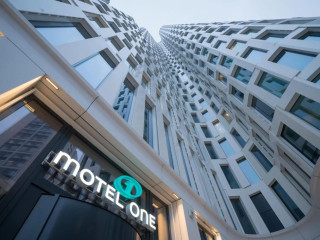 MOTEL ONE BERLIN-UPPER WEST