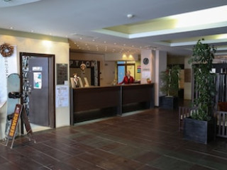 MOUNTAIN PARADISE BY WALNUT TREES APART HOTEL