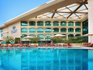 MOVENPICK GRAND AL BUSTAN DUBAI