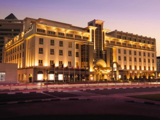  Movenpick Hotel & Apartments Bur Dubai 