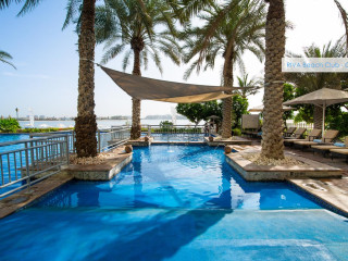 Movenpick Hotel Jumeirah Lakes Towers