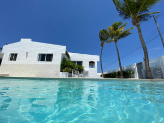 Movida Inn
