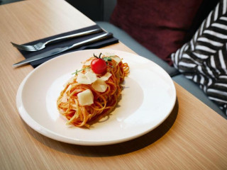 Moxy Paris Val d'Europe