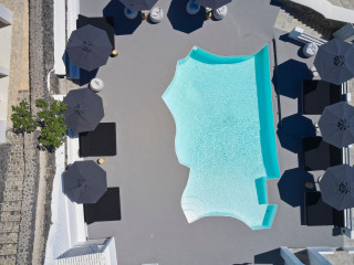 Mr and Mrs White Oia - Santorini