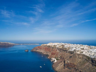 Mr and Mrs White Santorini