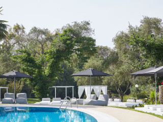 Mr & Mrs White Corfu