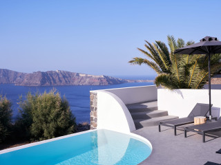 Mr. & Mrs. White Oia - Santorini