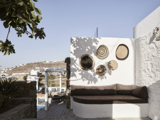 MR&MRS WHITE MYKONOS