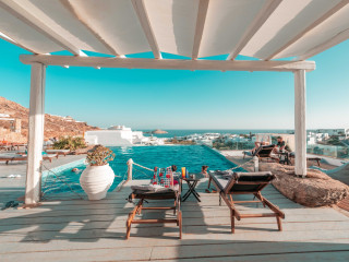 MR&MRS WHITE MYKONOS