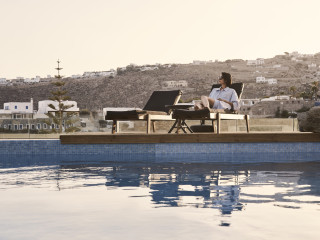 MR&MRS WHITE MYKONOS