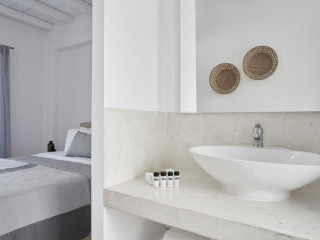 Mrs. Armelina by Mr&Mrs White Hotels