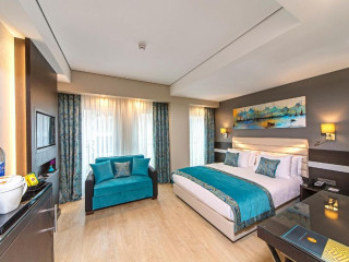 PIERRE ANNE BEACH HOTEL