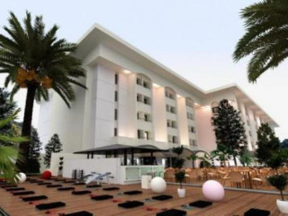 MUNAMAR BEACH RESIDENCE