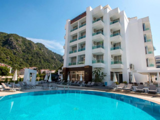 MONTE CARLO HOTEL