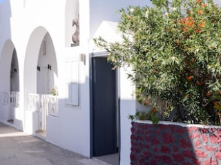MUSES CYCLADIC SUITES