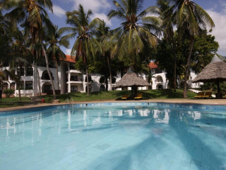 Muthu Nyali Beach Hotel & Spa