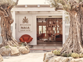 Myconian Naia Luxury Suites (Adults Only 18+)