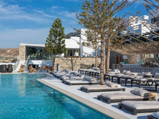 MYCONIAN UTOPIA HOTEL