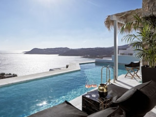 MYCONIAN VILLA COLLECTION