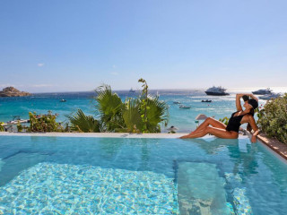 Mykonos Dove Beachfront Hotel