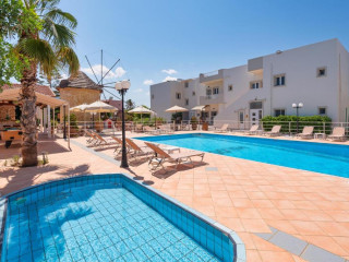 Mylos Apartments