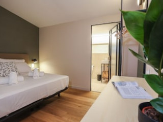 MYTHIC VALENCIA HOTEL