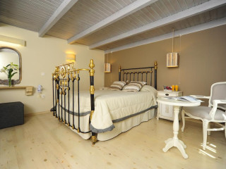 Mythos Boutique Hotel