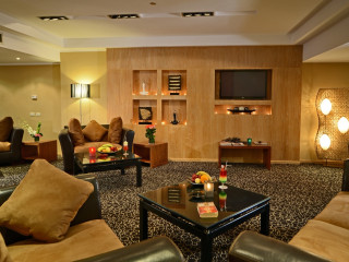 MIRAMARE QUEEN HOTEL