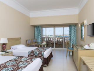 NAAMA BAY HOTEL & RESORT